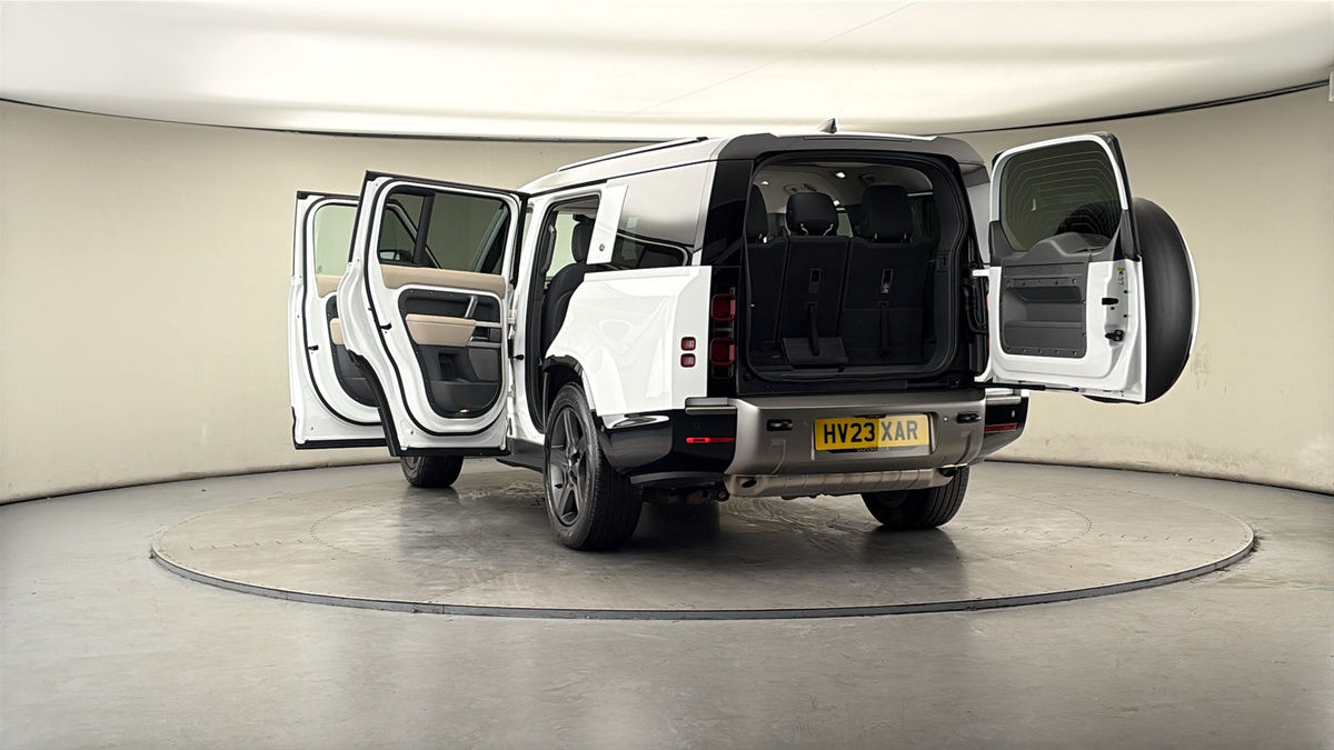 More views of Land Rover Defender 130