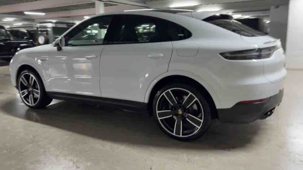 More views of Porsche Cayenne
