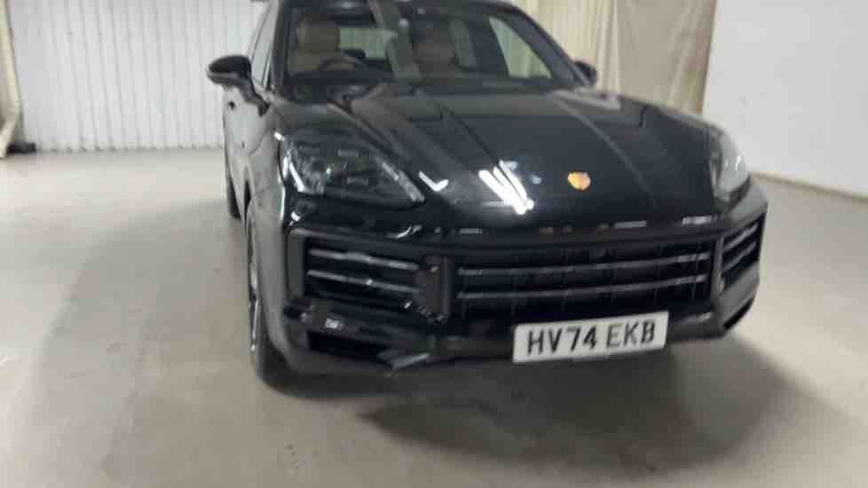 More views of Porsche Cayenne