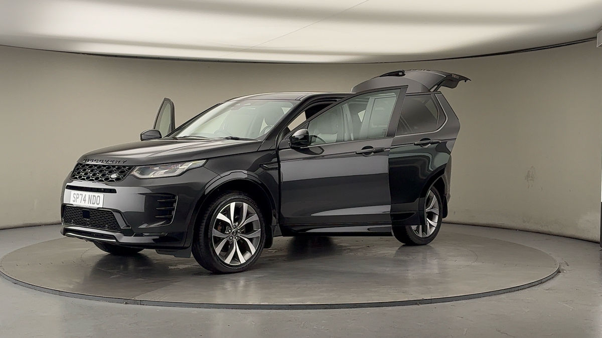 Land Rover Discovery Sport Image 22
