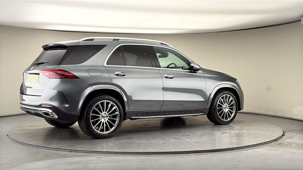 More views of Mercedes-Benz GLE