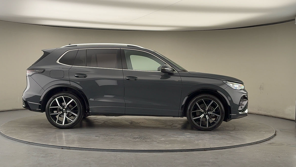 Volkswagen Tiguan Image 16