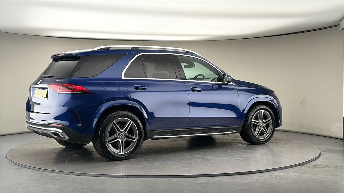 More views of Mercedes-Benz GLE