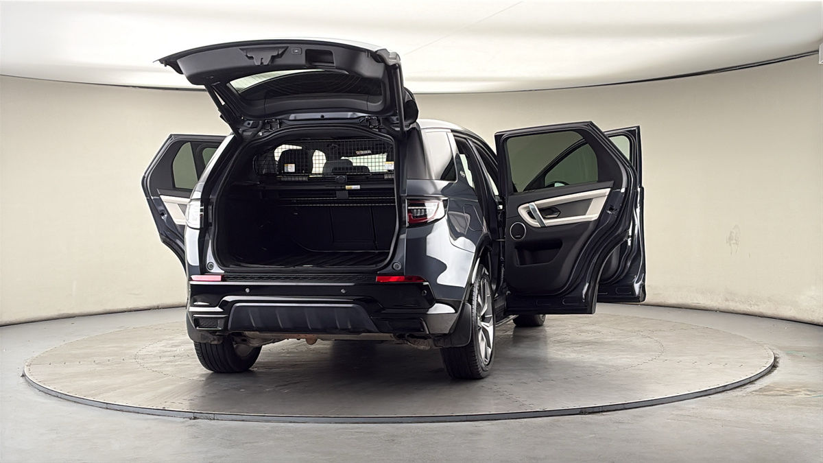 More views of Land Rover Discovery Sport