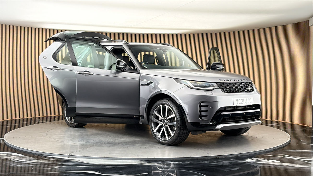 More views of Land Rover Discovery