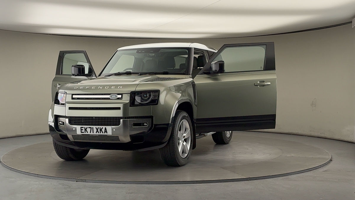 More views of Land Rover Defender 90