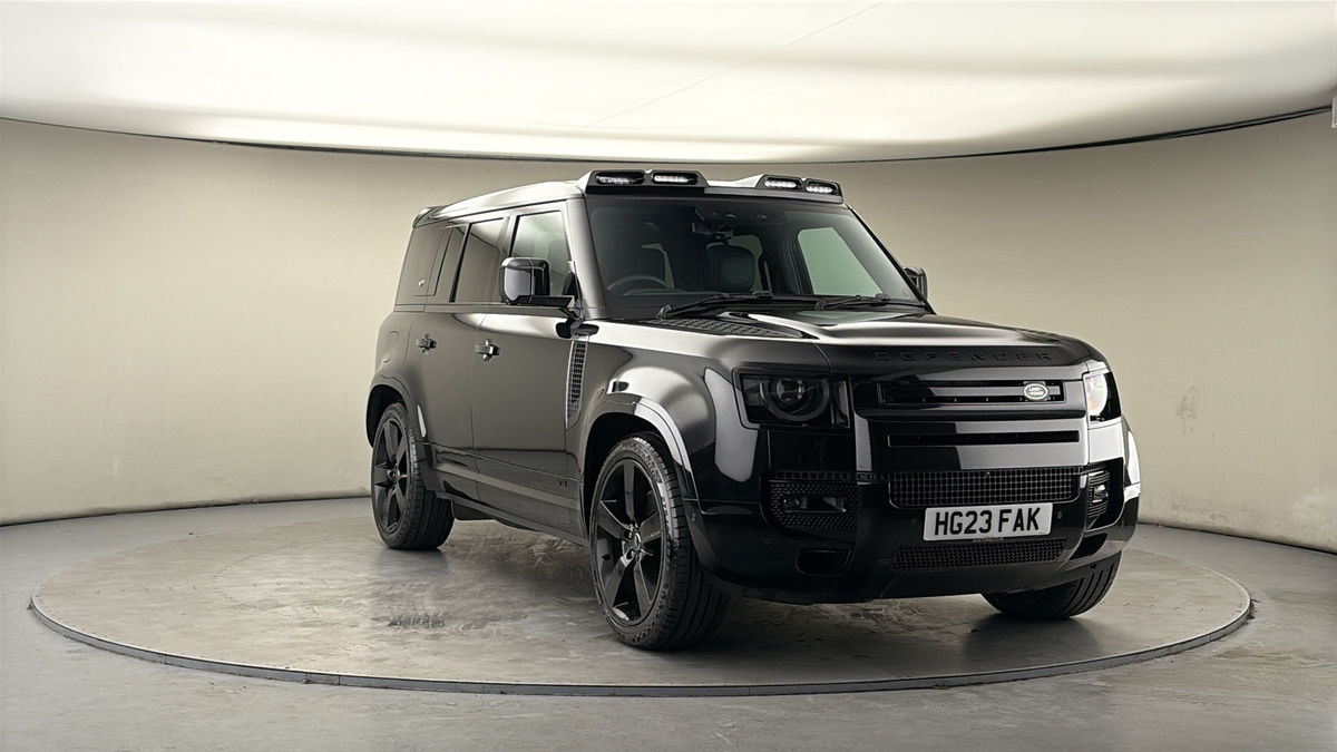 More views of Land Rover Defender 110