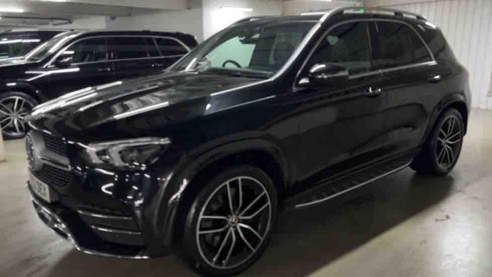 More views of Mercedes-Benz GLE