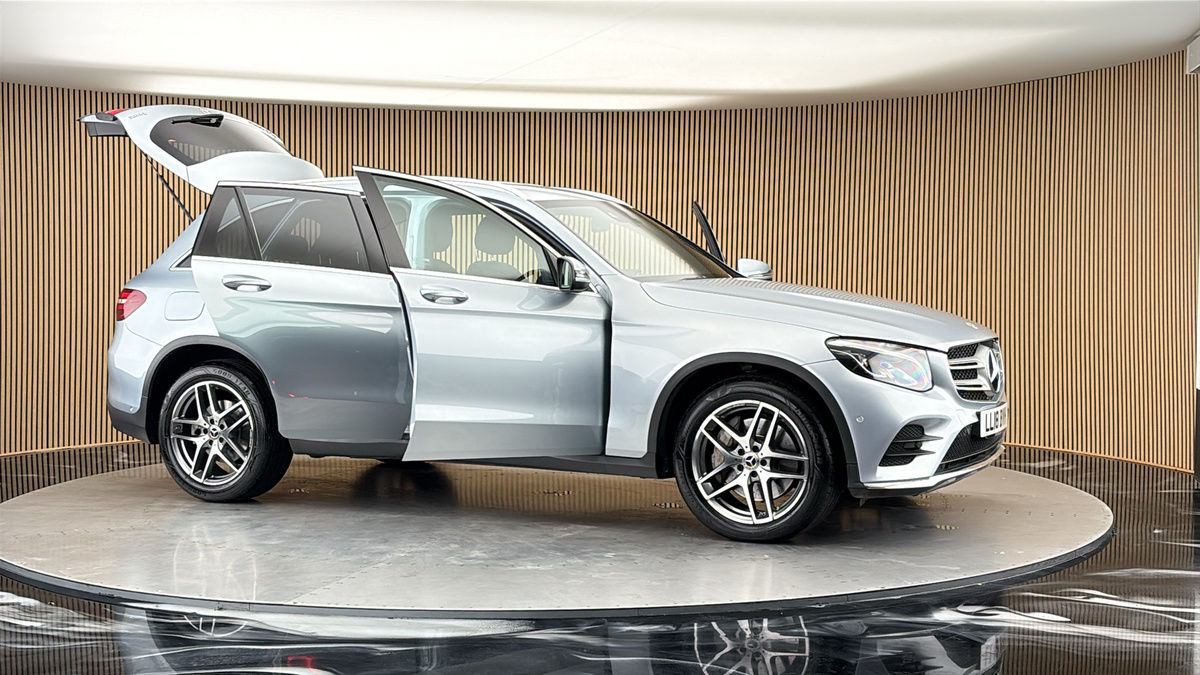 More views of Mercedes-Benz GLC