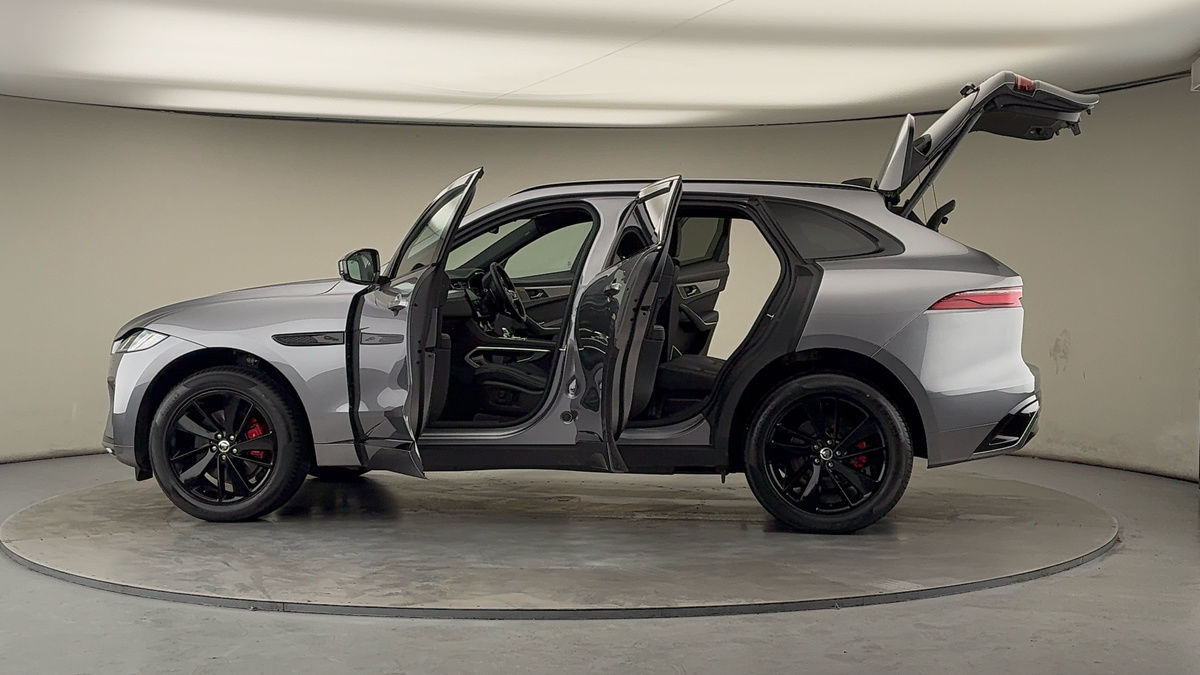 More views of Jaguar F-PACE