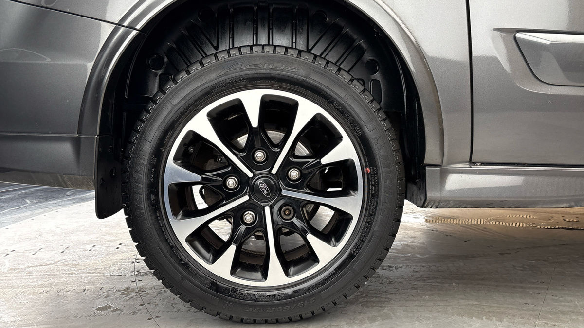 Ford Transit Custom Image 10