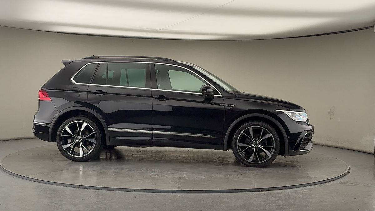 More views of Volkswagen Tiguan