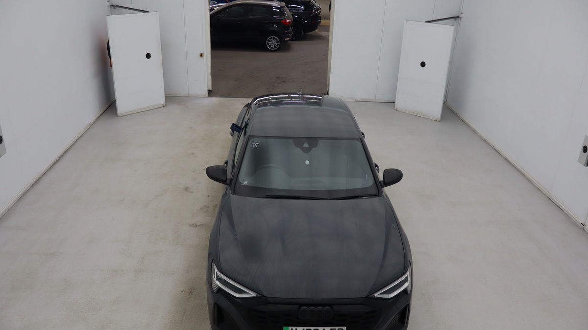 Audi Q8 e-tron Image 7