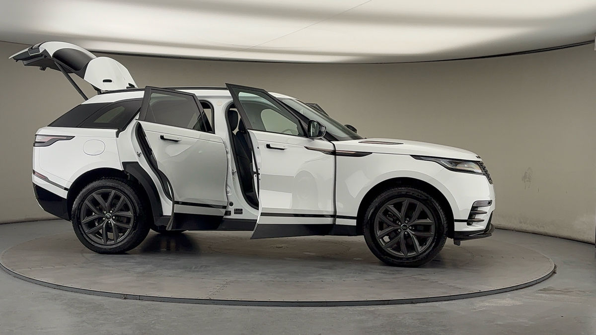 More views of Land Rover Range Rover Velar