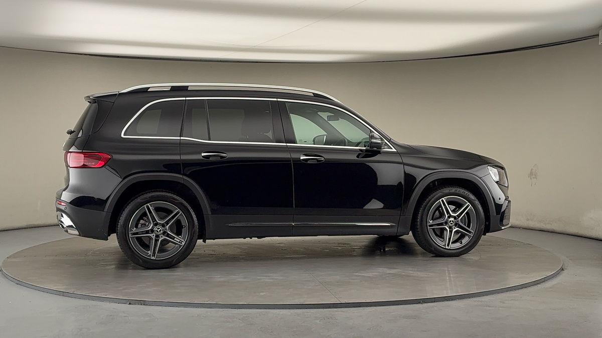 More views of Mercedes-Benz GLB