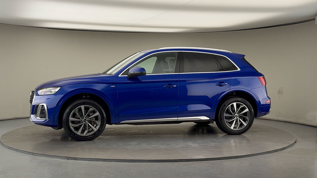 More views of Audi Q5