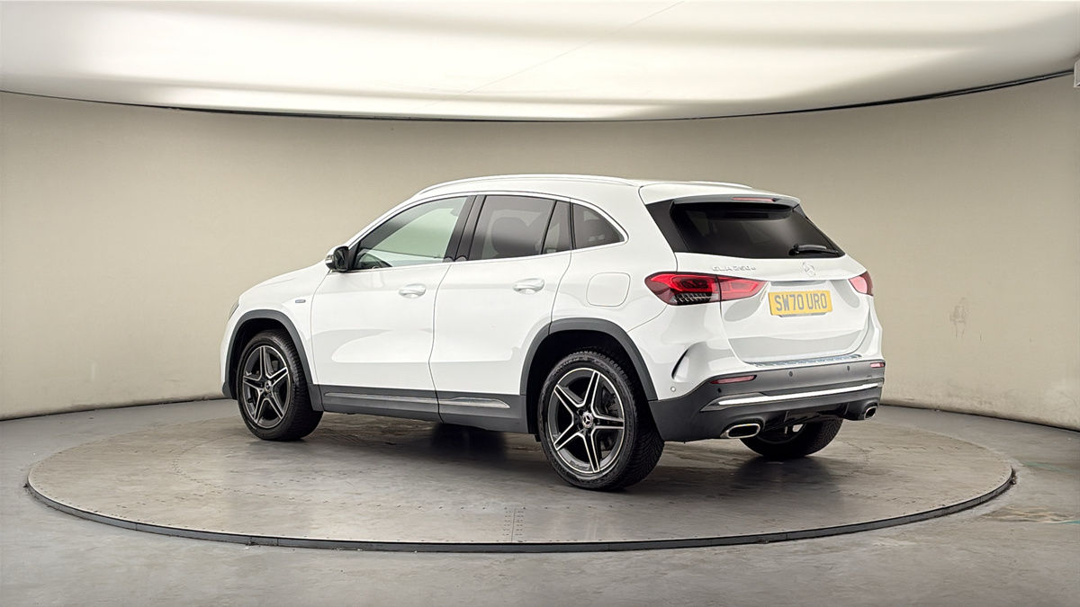More views of Mercedes-Benz GLA