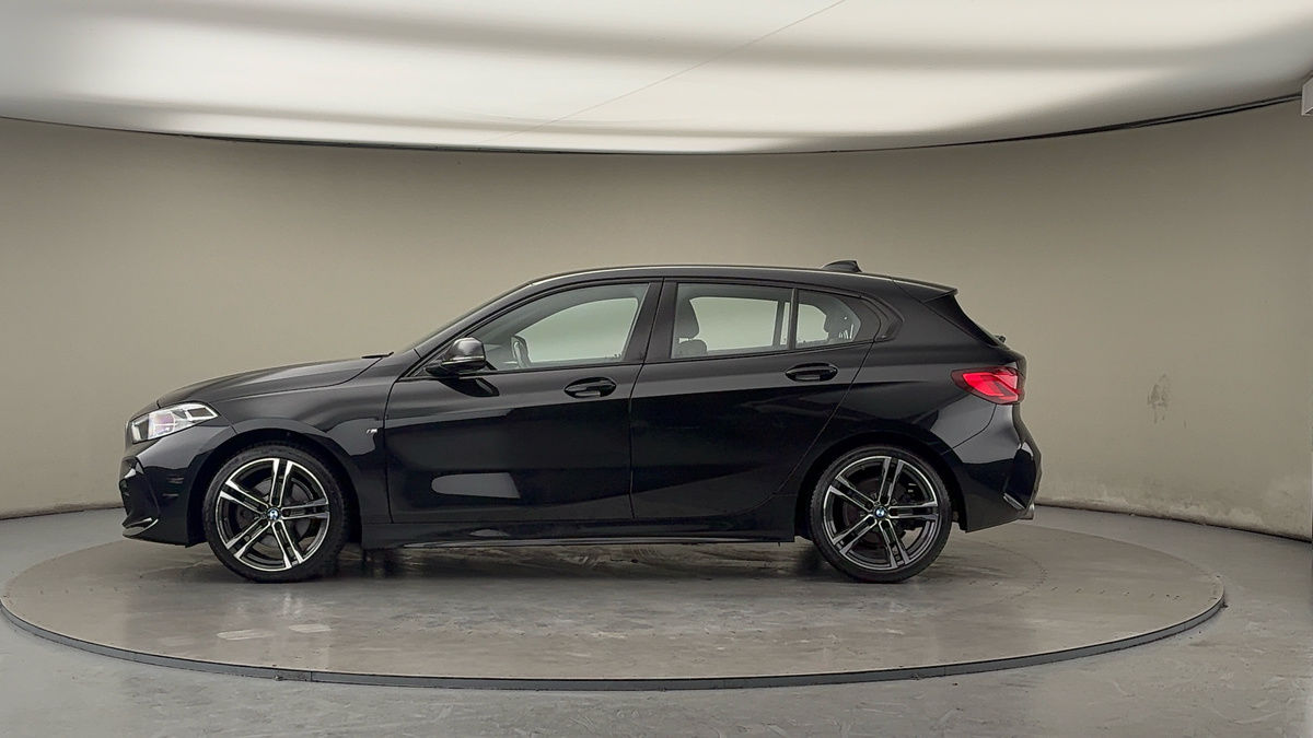 BMW 1 Series Image 15