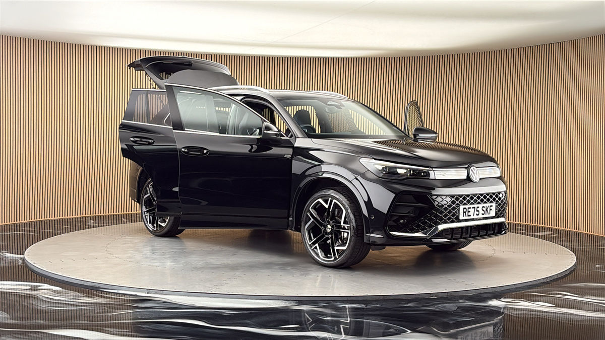 More views of Volkswagen Tiguan