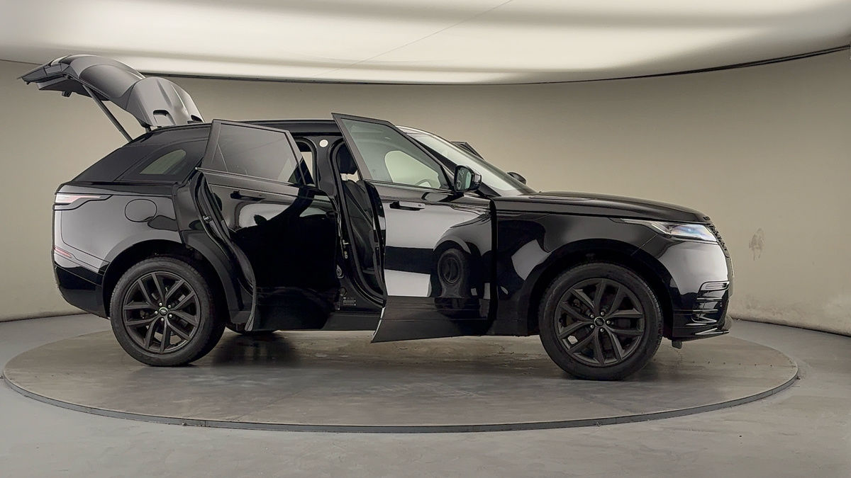 More views of Land Rover Range Rover Velar