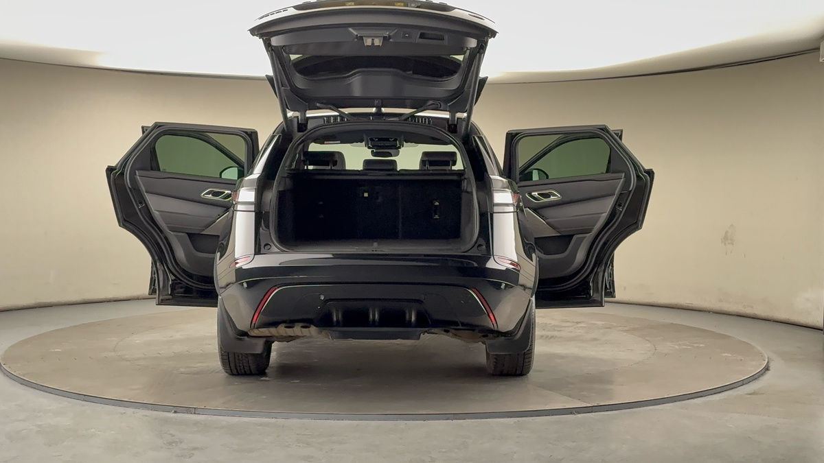 More views of Land Rover Range Rover Velar