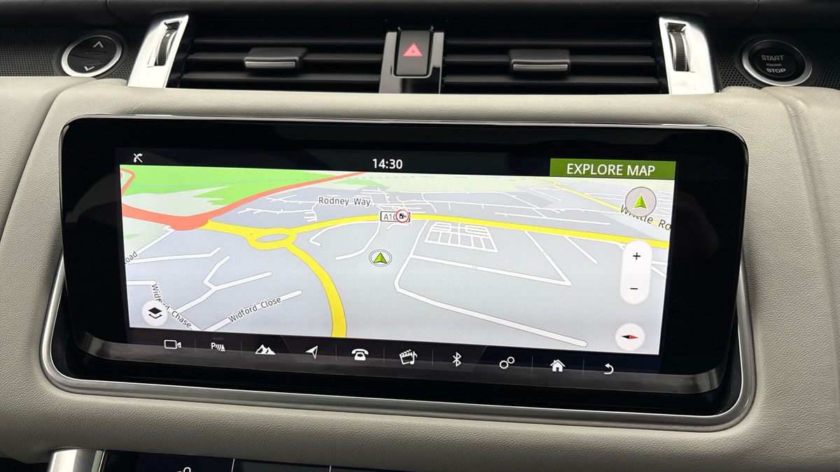 Land Rover Range Rover Sport Image 17