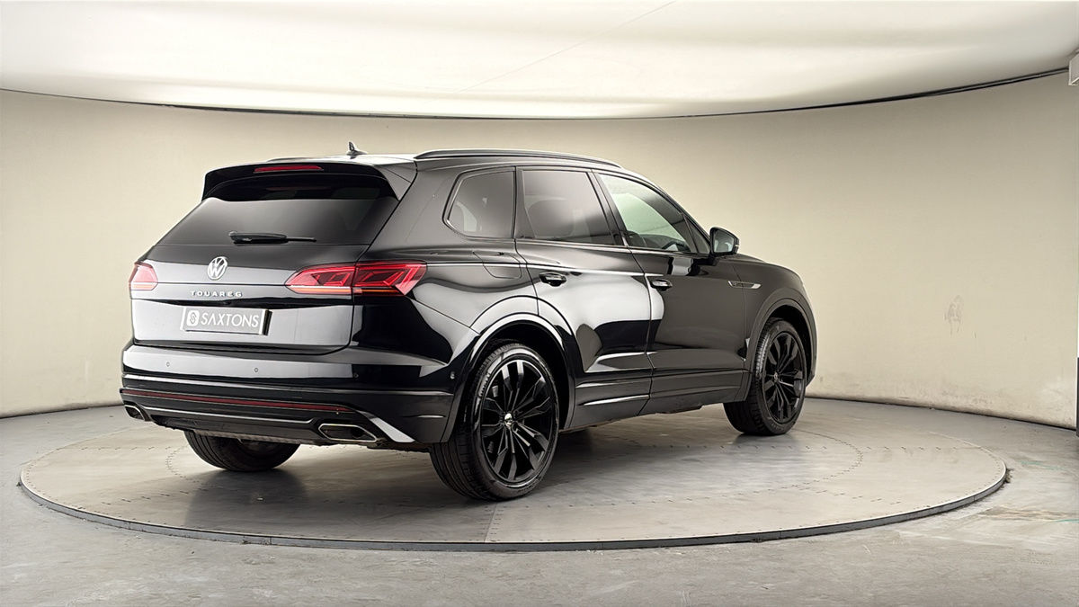 More views of Volkswagen Touareg