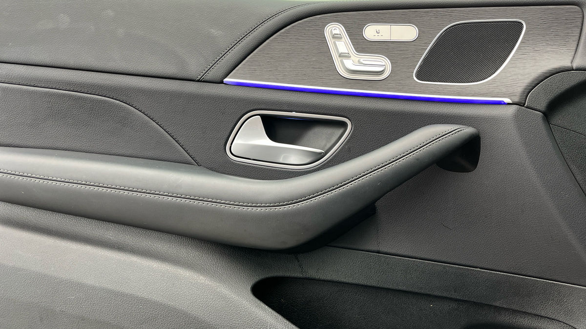 Mercedes-Benz GLE Image 19