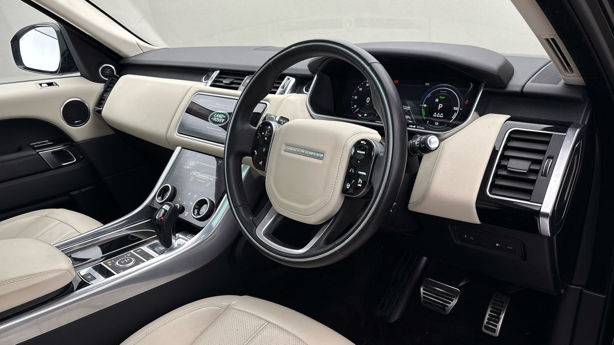 Land Rover Range Rover Sport Image 5