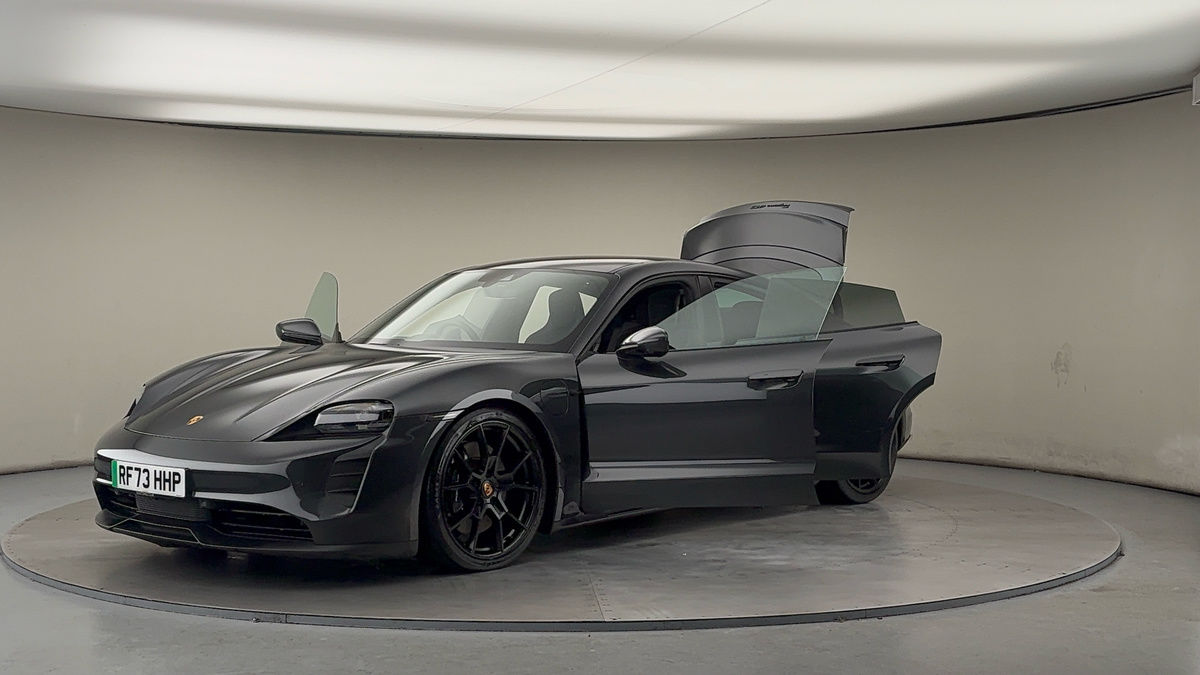 More views of Porsche Taycan