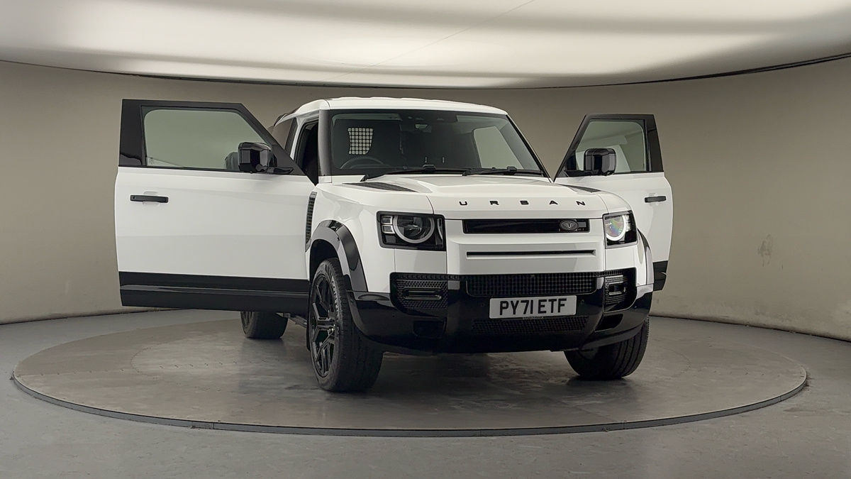 More views of Land Rover Defender 90