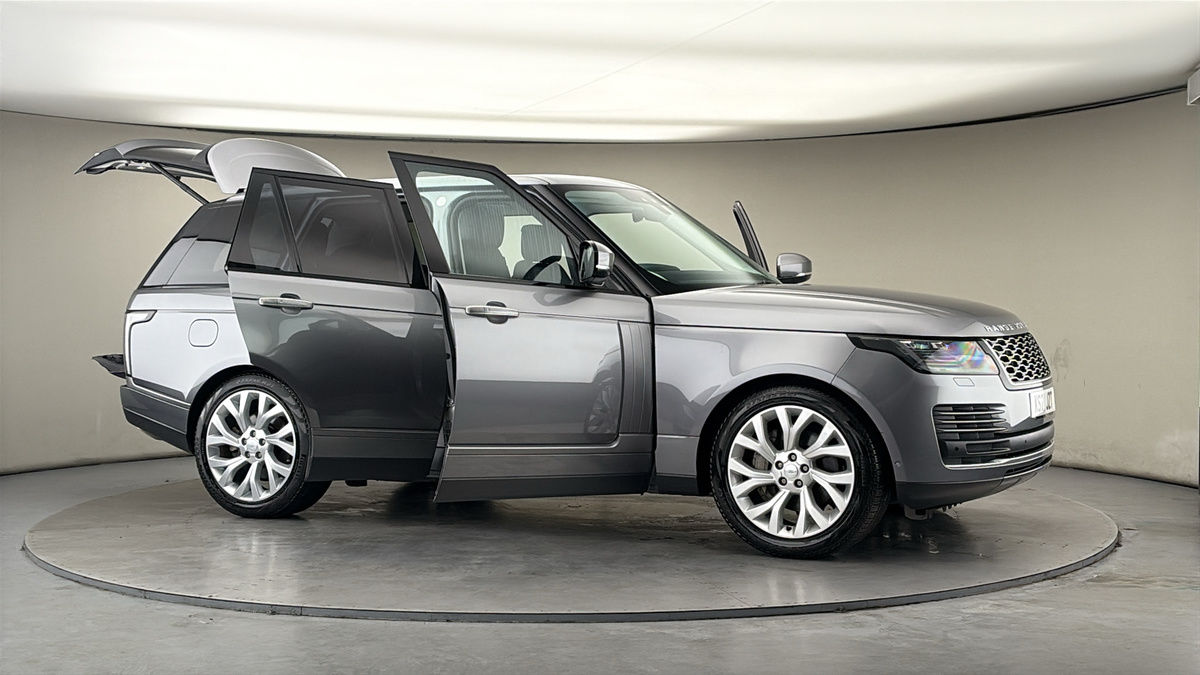 More views of Land Rover Range Rover