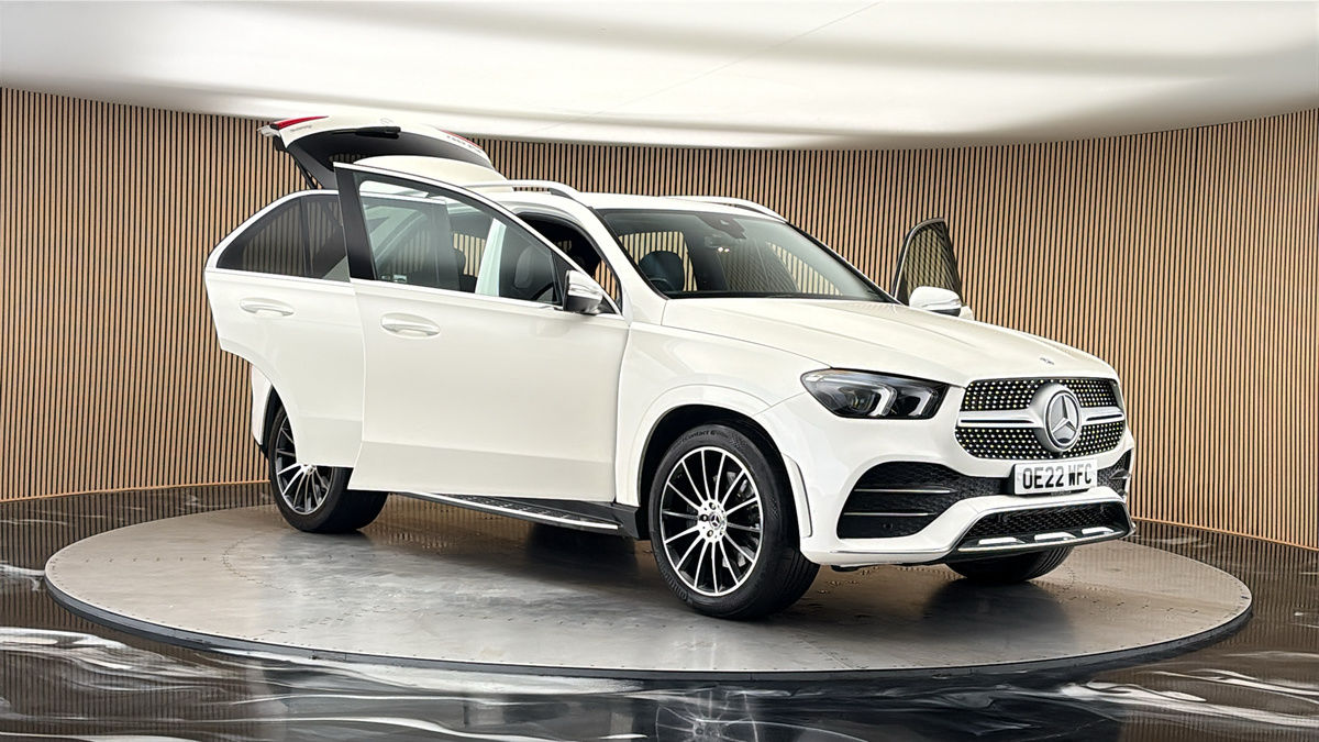 More views of Mercedes-Benz GLE