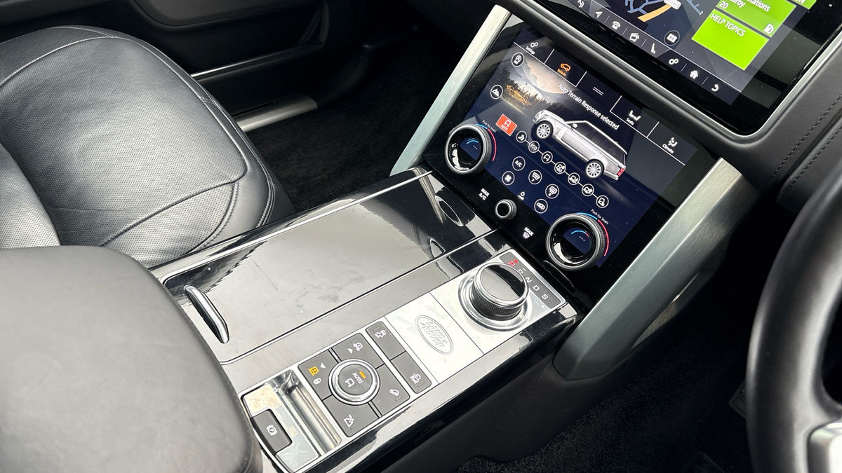 Land Rover Range Rover Image 18