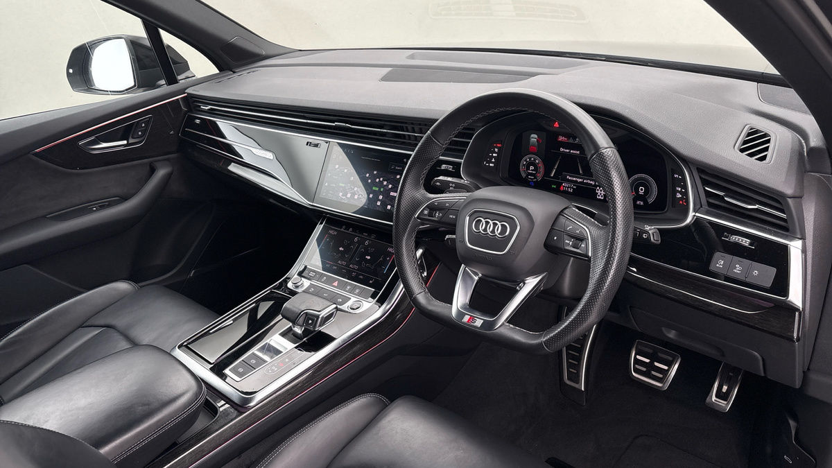 Audi Q7 Image 5