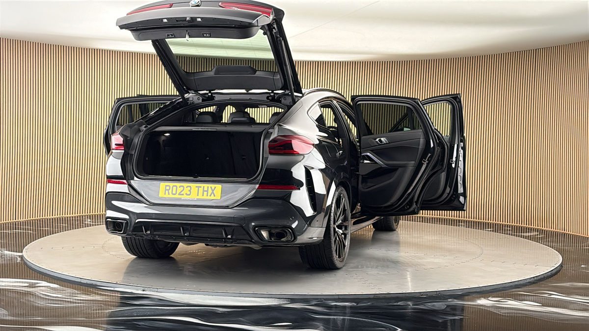 More views of BMW X6