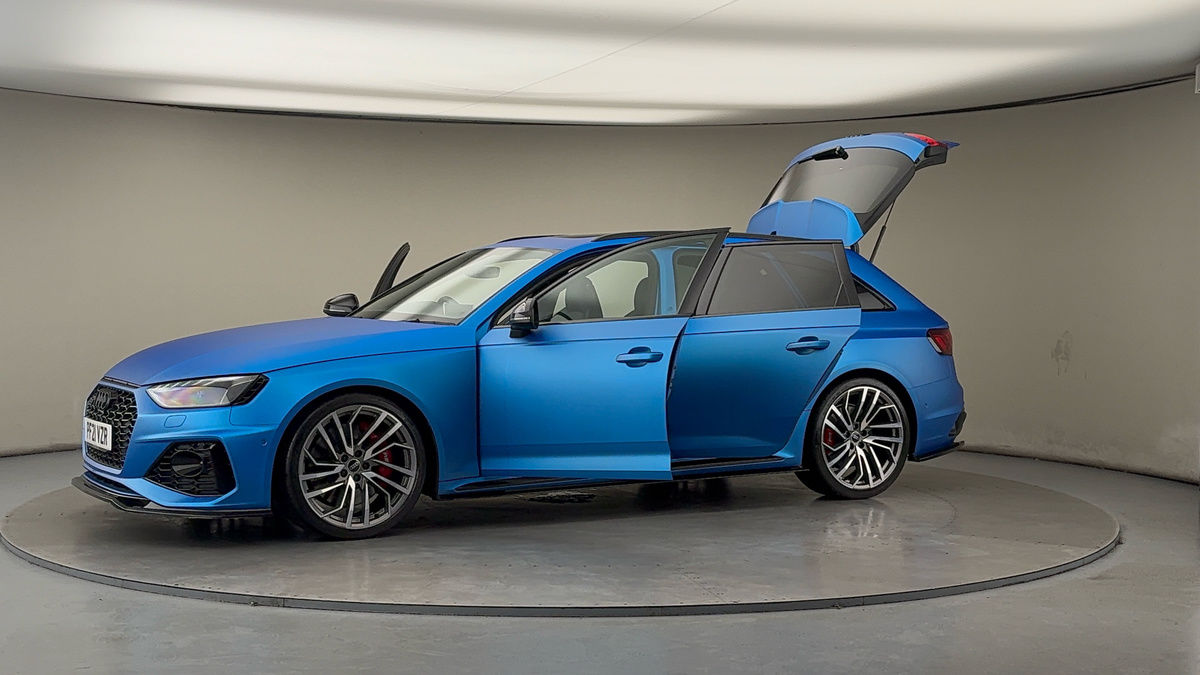 More views of Audi RS4 Avant