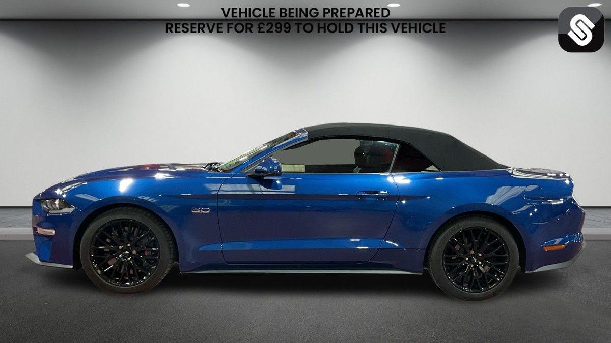 Ford Mustang Image 6