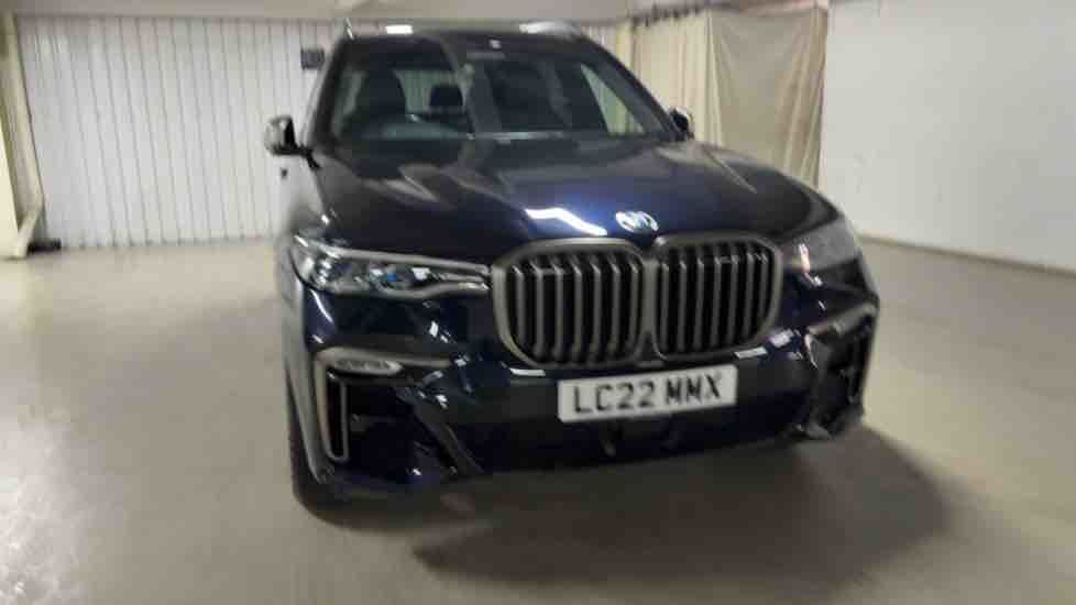 More views of BMW X7