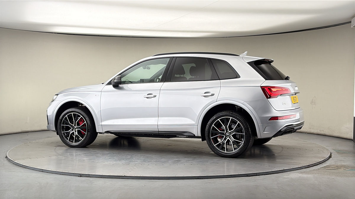 More views of Audi Q5