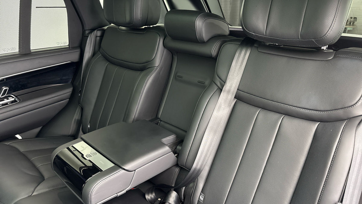 Land Rover Range Rover Image 8