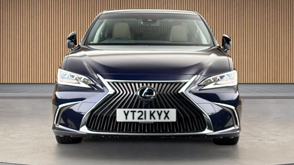 Lexus ES Image 3
