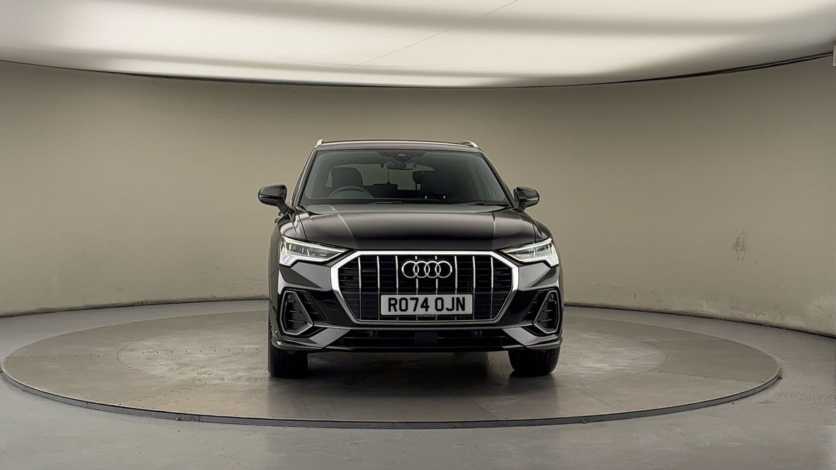 More views of Audi Q3