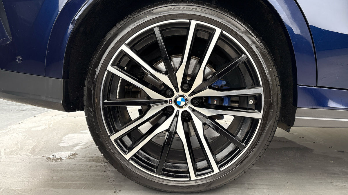 BMW X6 Image 10