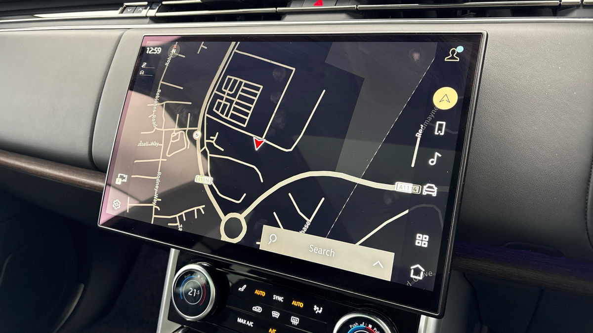 Land Rover Range Rover Image 17