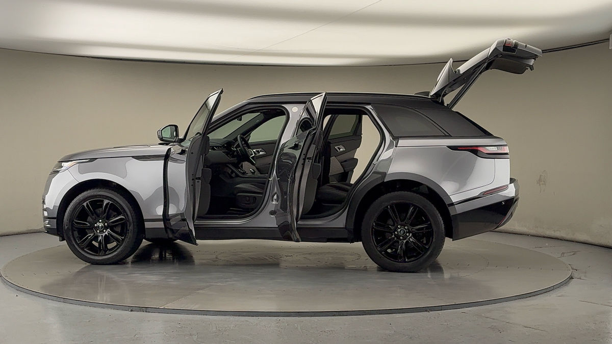 More views of Land Rover Range Rover Velar