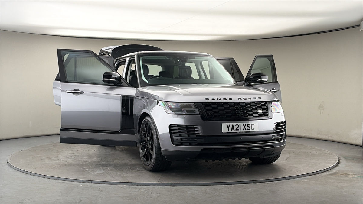 More views of Land Rover Range Rover