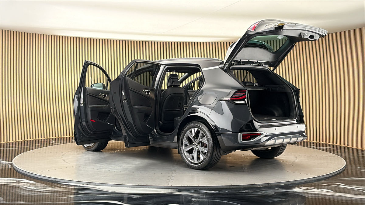 More views of Kia Sportage