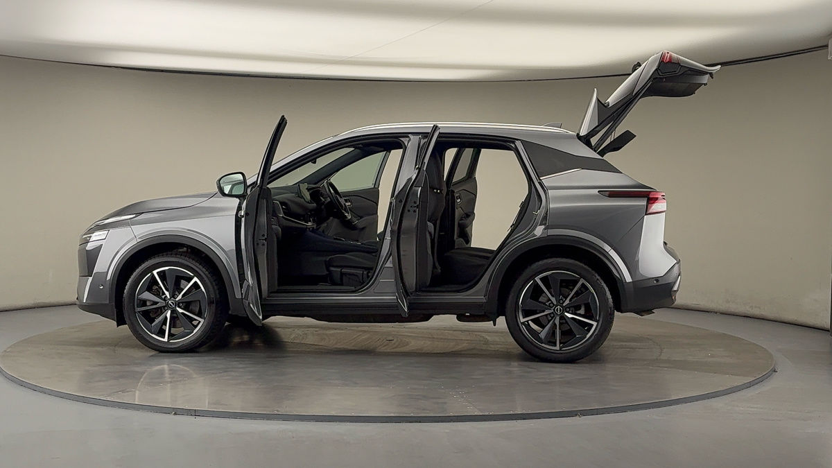 More views of Nissan Qashqai