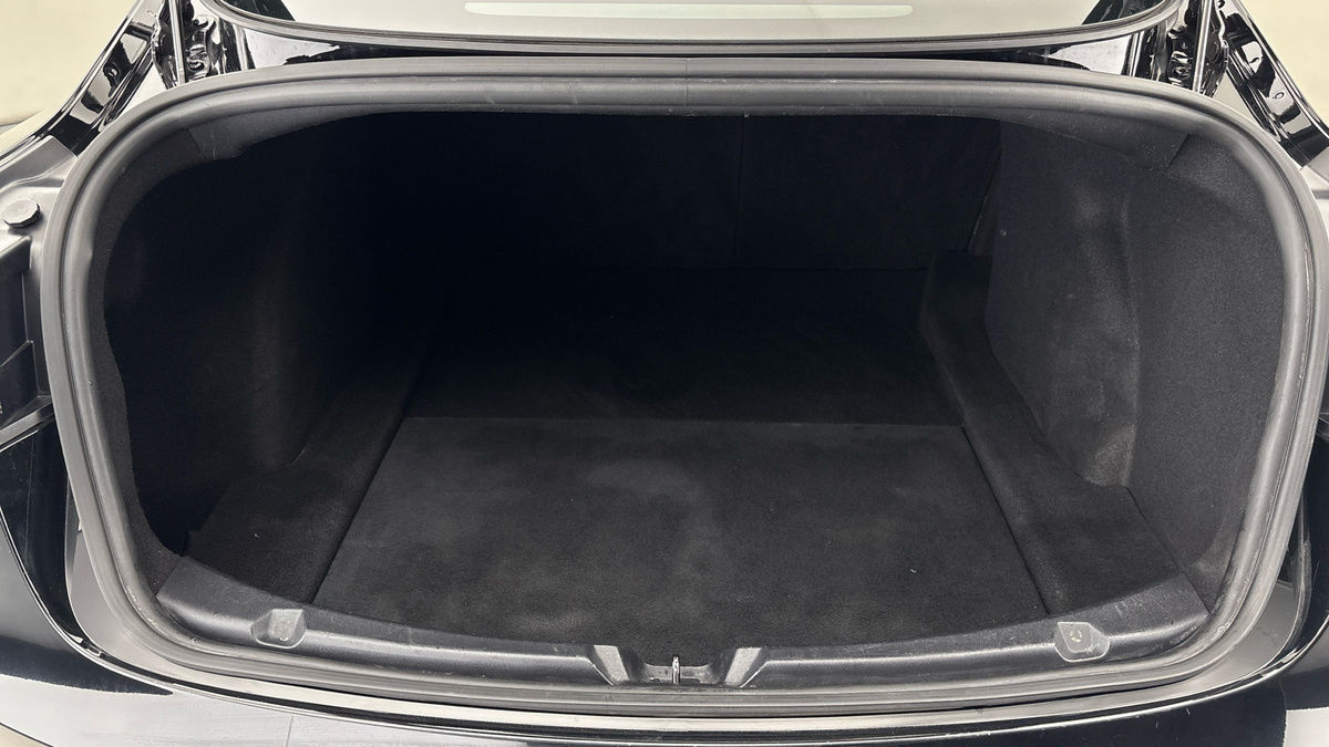 Tesla Model 3 Image 11